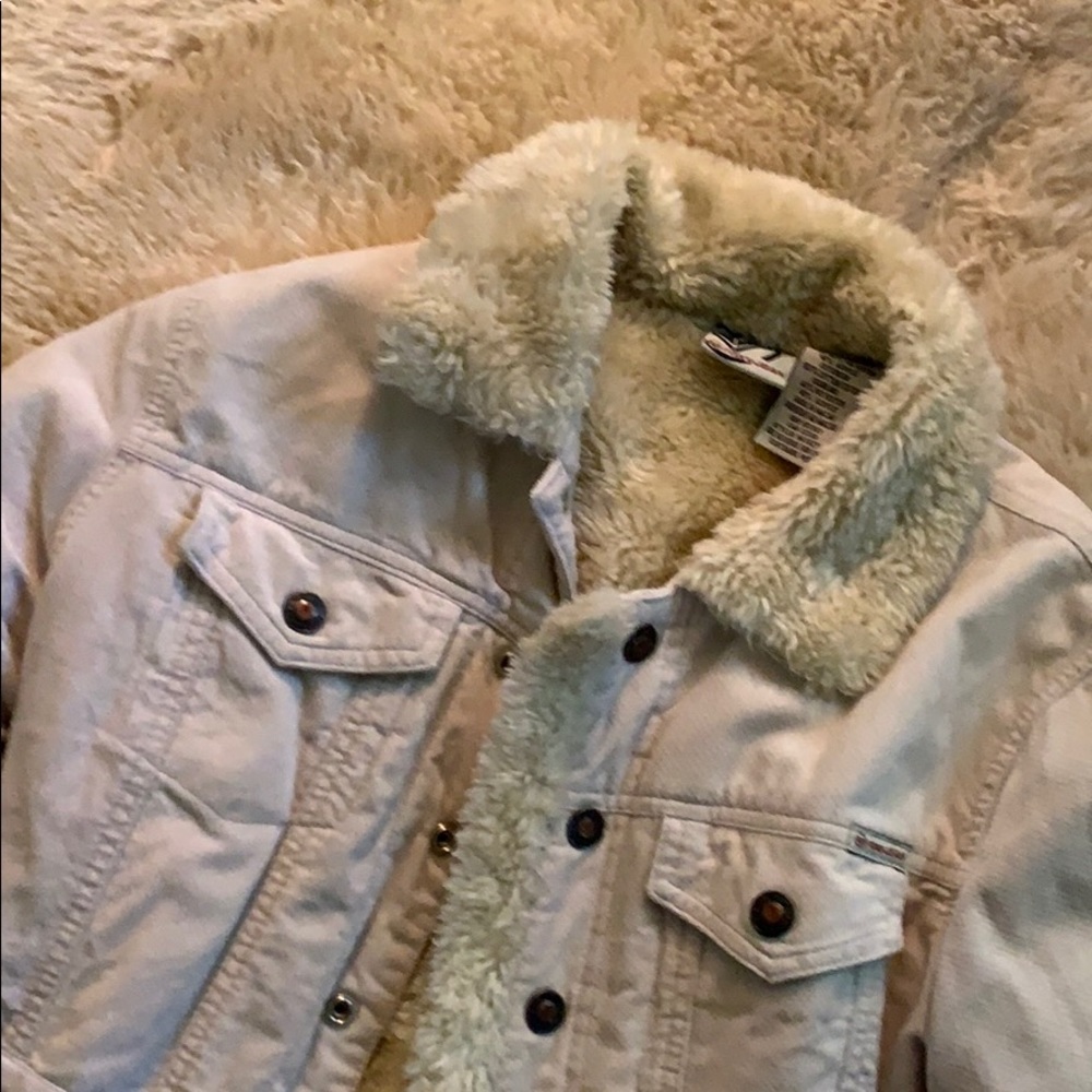 Jacket - Picture 3 of 4